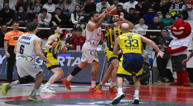 Aliağa Petkimspor, Fenerbahçe deplasmanında