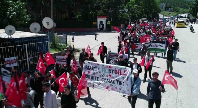 Amasyada üniversiteliler İsrailin Gazzeye yönelik saldırılarını protesto etti