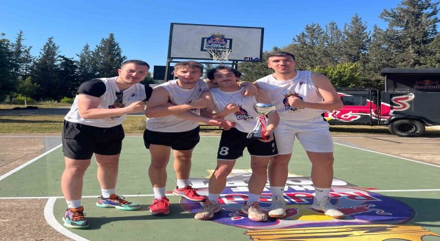 Anadolu Üniversitesi Basketbol Takımı, İzmir yolcusu