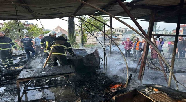 Antakyada çıkan yangından baraka kullanılamaz hale geldi