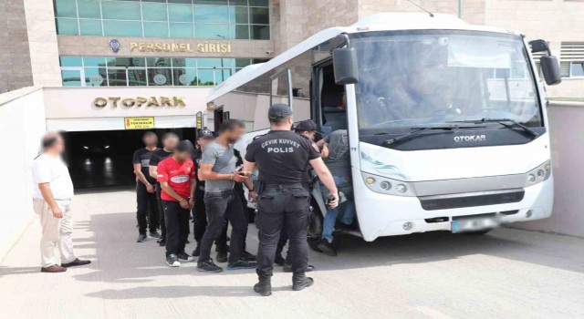 Asayiş ve diğer suçlardan aranan 160 kişiye eş zamanlı operasyon