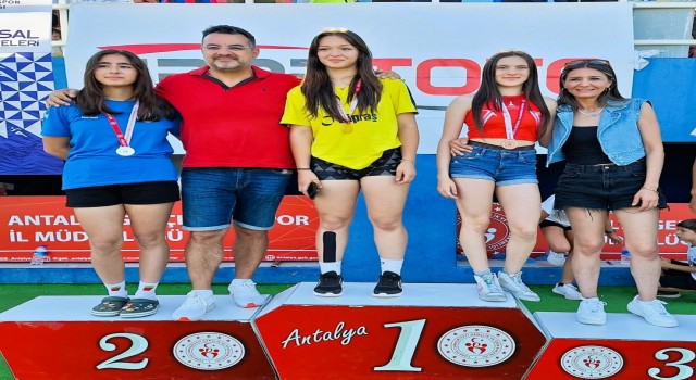 Aydınlı genç sporcular Antalyaya damga vurdu