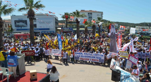 Ayvalıkta 1 Mayıs Emek ve Dayanışma Günü coşkusu