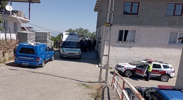 Baba ve kızı sobadan zehirlenerek hayatını kaybetti