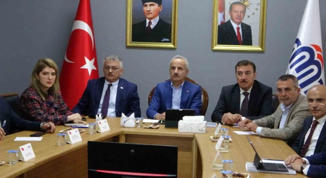 Bakan Uraloğlu, Malatyada temaslarda bulunuyor