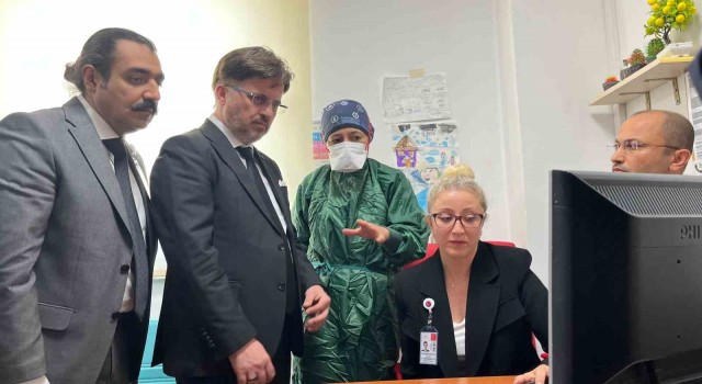 Bakan Yardımcısı Yılmaz, Eskişehirde uygulanan Yapay Zeka ile Radyolojik Görüntü Analizi Projesini inceledi
