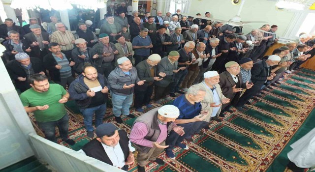 Balıkesirde çiftçi hayrı 2 bin kişiyi buluşturdu
