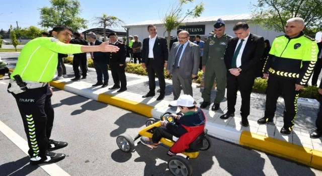 Balıkesirde Karayolu Trafik Haftası Kutlandı