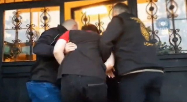 Başakşehirde husumetlisini bıçaklayarak ölümüne neden olan şahıs yakalandı