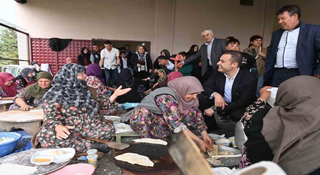 Başkan Ahmet Akın, Hıdırellez Şenliklerine katıldı