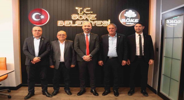 Başkan Arıkan CHPli vekilleri ağırladı