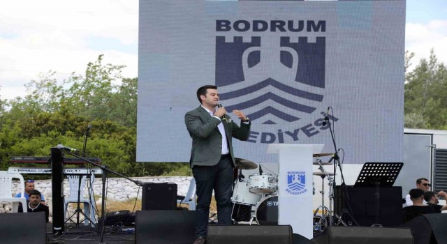 Başkan Mandalinci: Hayatımıza iz bırakan anneler, toplumsal yaşamın olmazsa olmazıdır