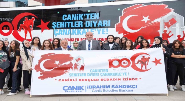 Başkan Sandıkçı: Gençlerimizin yanındayız