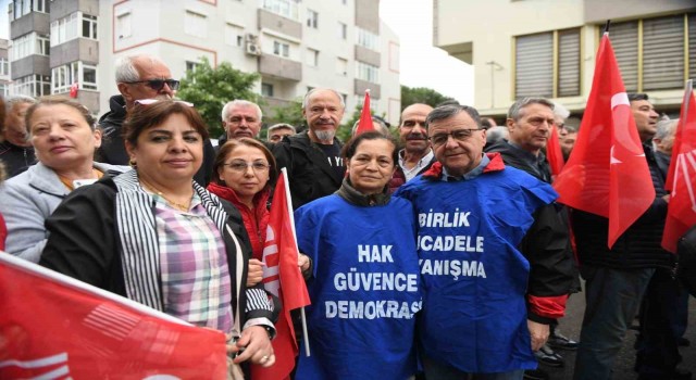 Başkan Şehirli 1 Mayısta emekçilerle birlikte yürüdü