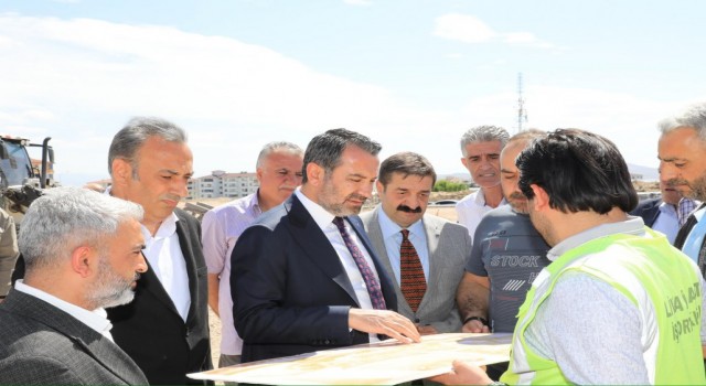 Başkan Şerifoğulları, sahada incelemelerde bulundu