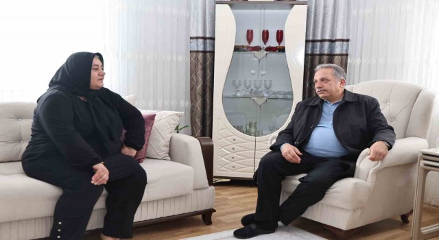 Başkan Yalçından Anneler Gününde anlamlı ziyaretler
