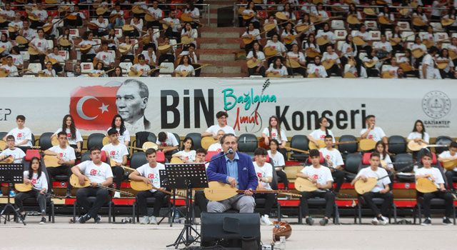 Bin Bağlama Bin Umut Konseri Gaziantep’te Büyük İlgi Gördü