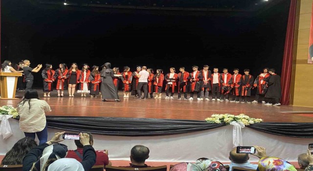 Birinci olduğu yarışmadan kazandığını Gazzeye bağışladı