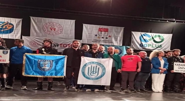 Bitlis Eren Üniversitesi folklor ekibi birinci oldu