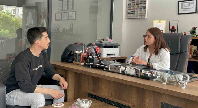 Bitlisin tek kadın gayrimenkul danışmanı başarı takdir topluyor