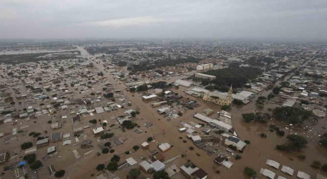 Brezilyadaki sel felaketinde can kaybı 75e yükseldi