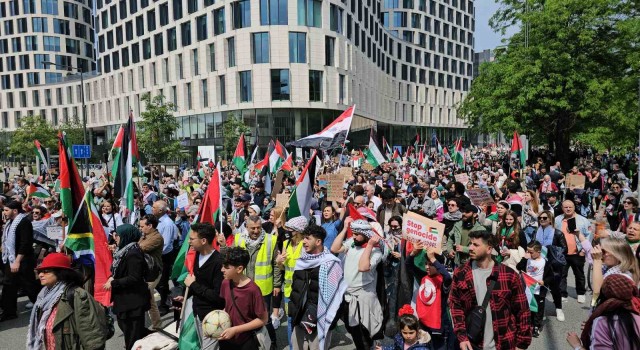 Brükselde binlerce kişi Gazze için yürüdü