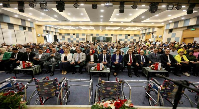 Büyükşehir, 10-16 Mayıs Engelliler Haftasında medikal malzeme dağıtım töreni düzenledi
