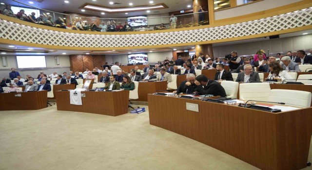 Büyükşehire meclisten yatırımlar için borçlanma yetkisi