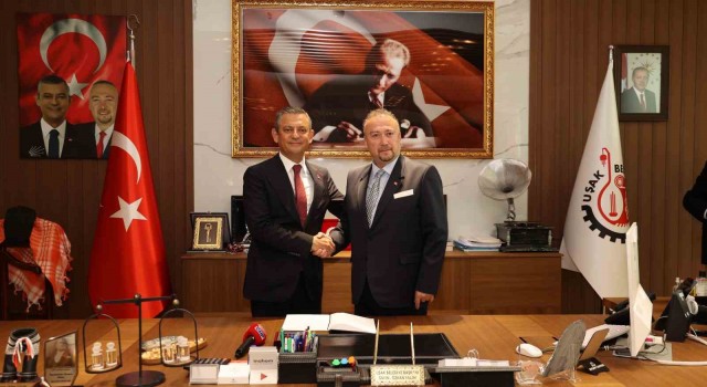 CHP Genel Başkanı Özel, Başkan Yalımı ziyaret etti