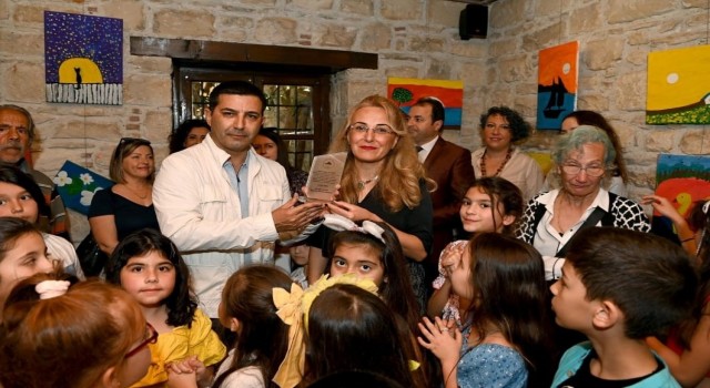 Çocuk gözüyle doğa ve renkleri isimli sergi, İbramaki Sanat Galerisinde açıldı