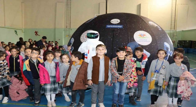 Çocukların Uzay Yolculuğu Çadırı ilgisi