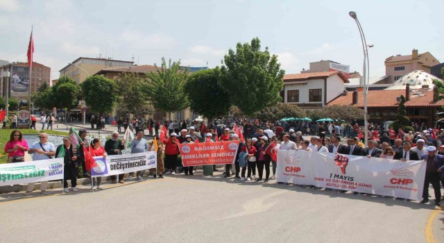 Çorumda 1 Mayıs coşkuyla kutlandı