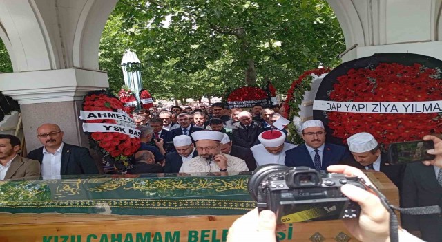 Cumhurbaşkanı Özel Kalem Müdürü Hasan Doğanın babası son yolculuğuna uğurlandı