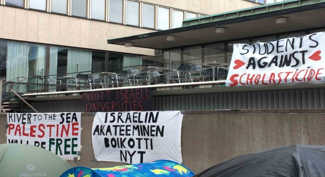 Danimarkalı ve Finlandiyalı öğrencilerden Filistine destek