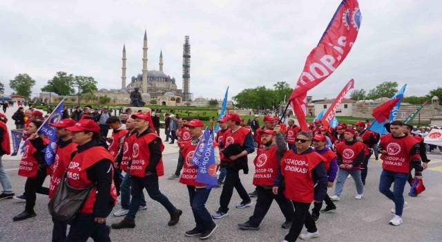 Edirnede 1 Mayıs İşçi Bayramı coşkuyla kutlandı