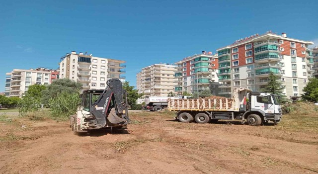 Efelerin ekipleri yangın riskine karşı çalışmalarını sürdürüyor