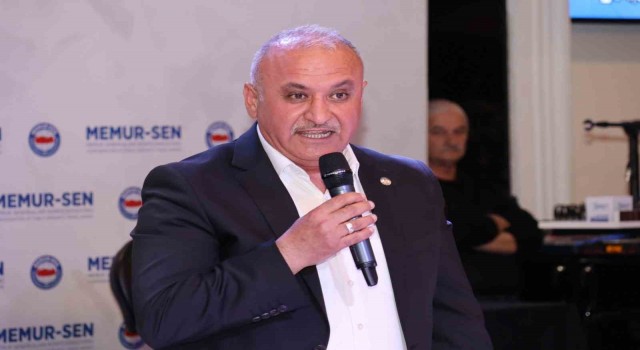 Eğitim Bir Sen Antalya Şubesinden büyükşehir tazminatı talebi