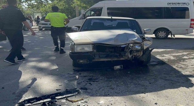 Elazığda trafik kazası: 3 yaralı