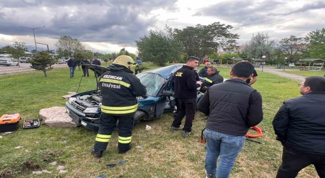 Erzincanda trafik kazası: 1 yaralı