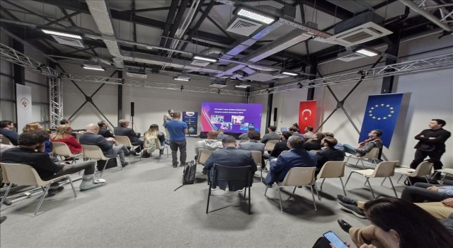 ESTÜ Prototip Merkezinde StartEs Demo Day etkinliği düzenlendi
