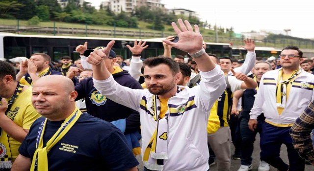 Fenerbahçe taraftarı, RAMS Parka ulaştı