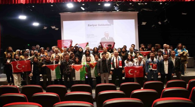 Gazzedeki İsrail vahşetini kınayan bildiriyi öğrencilerle seslendirdiler