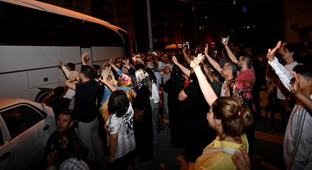 Hacı Kafilesi Dualarla Kutsal Topraklara Uğurlandı