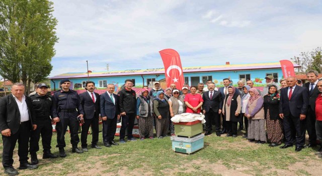 Han İlçesinde arıcılığın geliştirilmesine yönelik yatırımlar devam ediyor