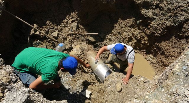 Hatay Büyükşehir Belediyesi Su Kaçaklarını Önlemeye Devam Ediyor