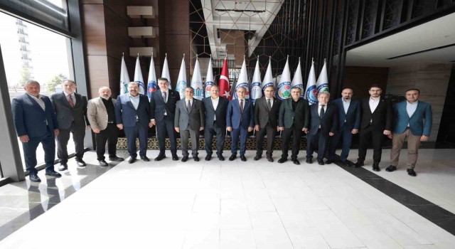 Hekim milletvekillerinden Sağlık-Sene ziyaret