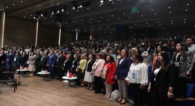 Hemşirelik mesleğinin duayenleri Medipolde bir araya geldi