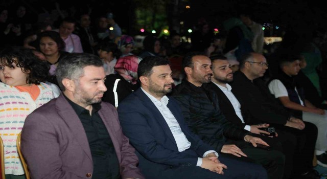 Kağıthanede gençler 19 Mayısı Kolpa konseri ile kutladı