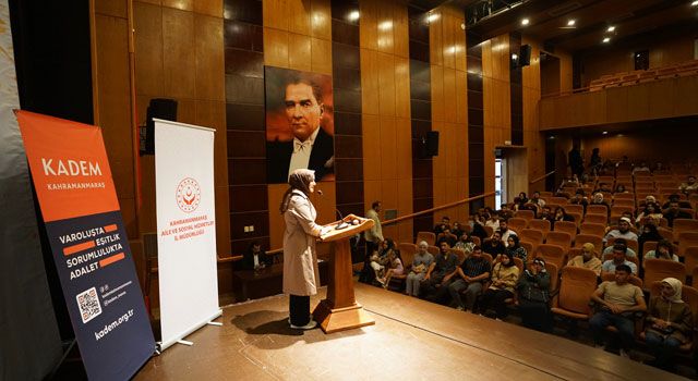Kahramanmaraş'ta 100 Çifte Gelinlik ve Damatlık Dağıtımı Yapıldı