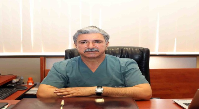 Kardiyoloji Uzmanı Prof. Dr. Akbulut: Ülkemizde her yıl ölen 460 bin kişinin yüzde 37si kalp damar hastalığından hayatını kaybediyor